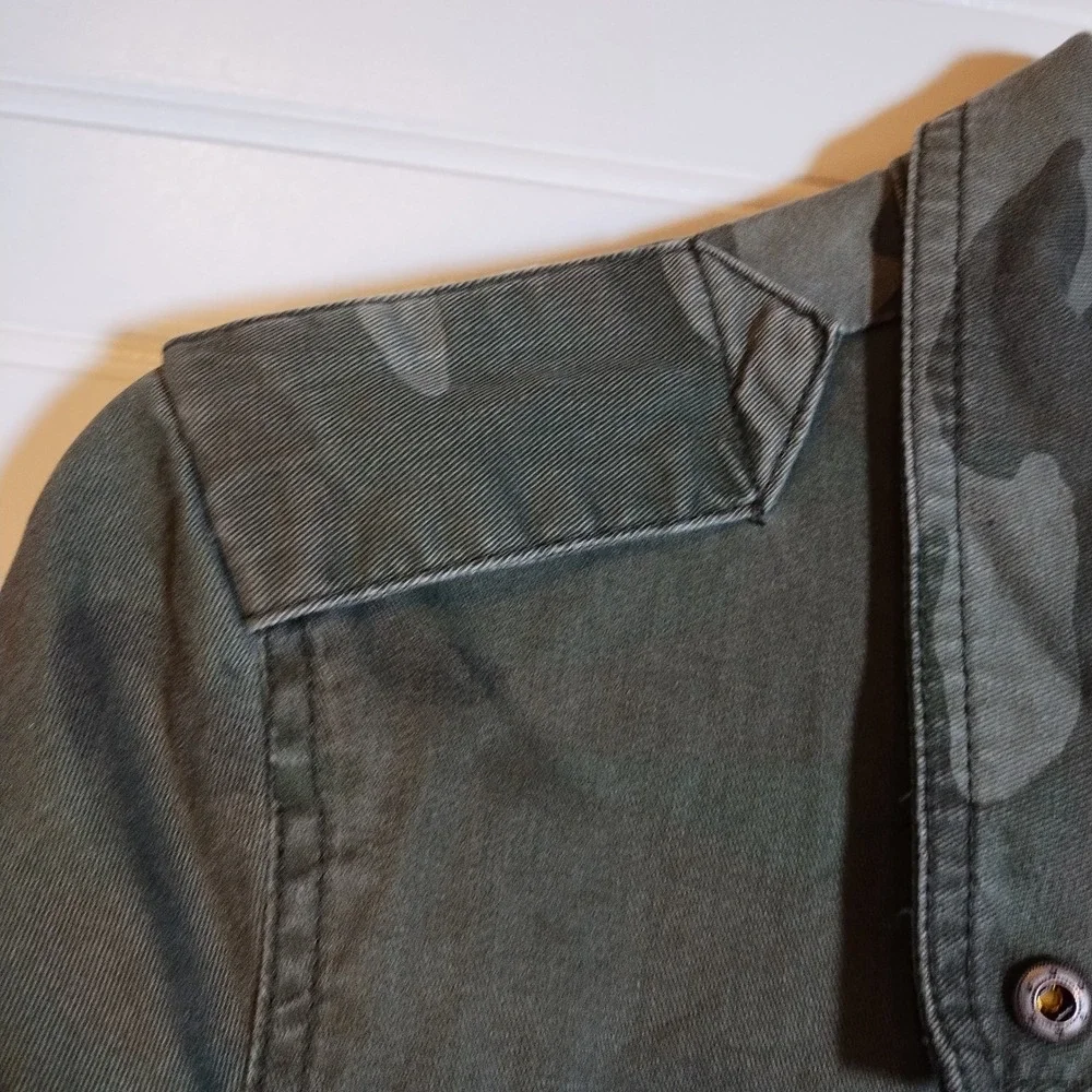 Aeropostale Womens Sm Camouflage Print Utility Jacket Military Army Cargo Pocket